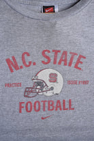 Vintage Nike x N.C State Football Tee (XL) - Retrospective Store