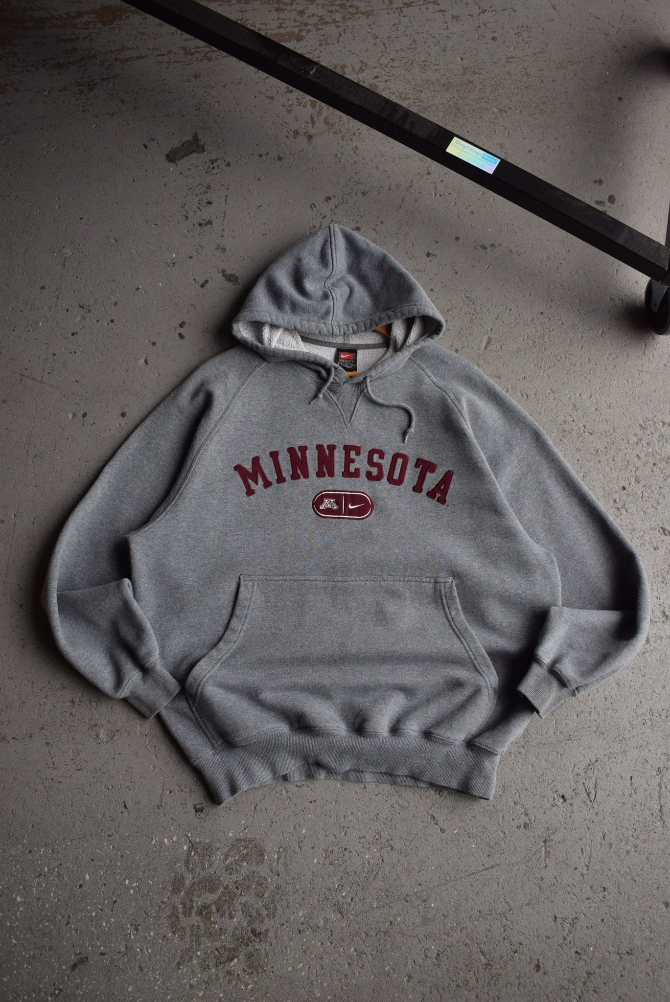 Vintage Nike x University of Minnesota Embroidered Hoodie (L) - Retrospective Store