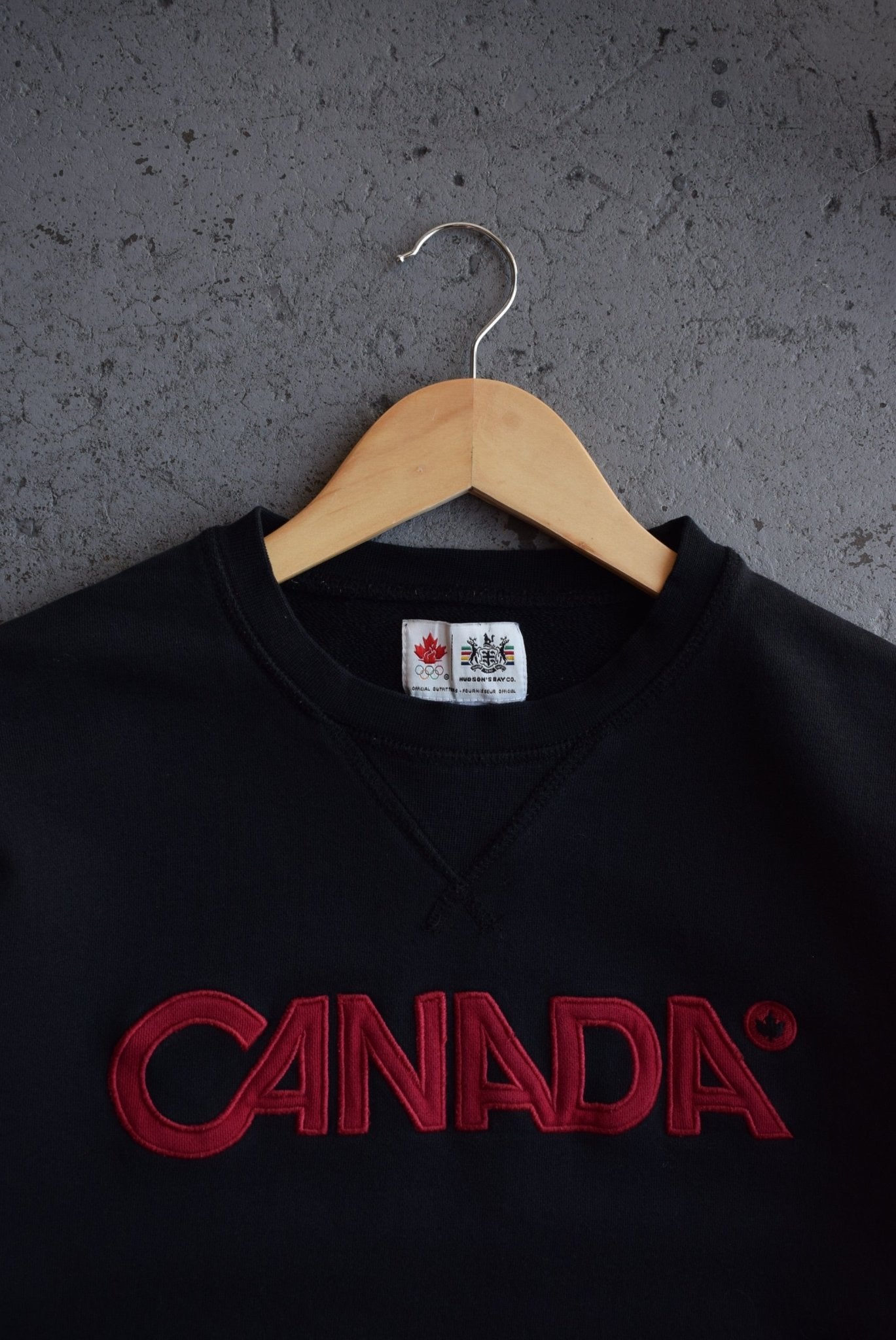 Vintage Olympic Games Team Canada Crewneck (M) - Retrospective Store