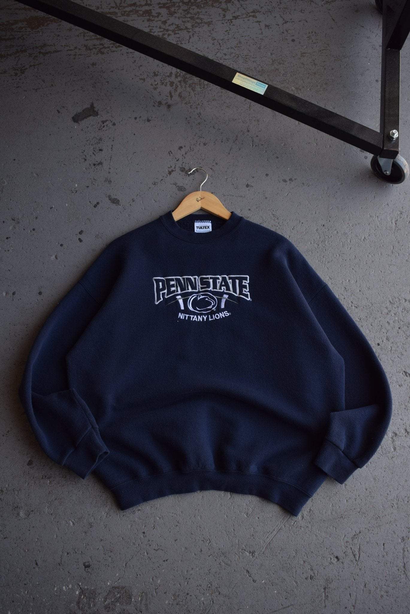 Vintage Penn State University Embroidered Crewneck (L/XL) - Retrospective Store