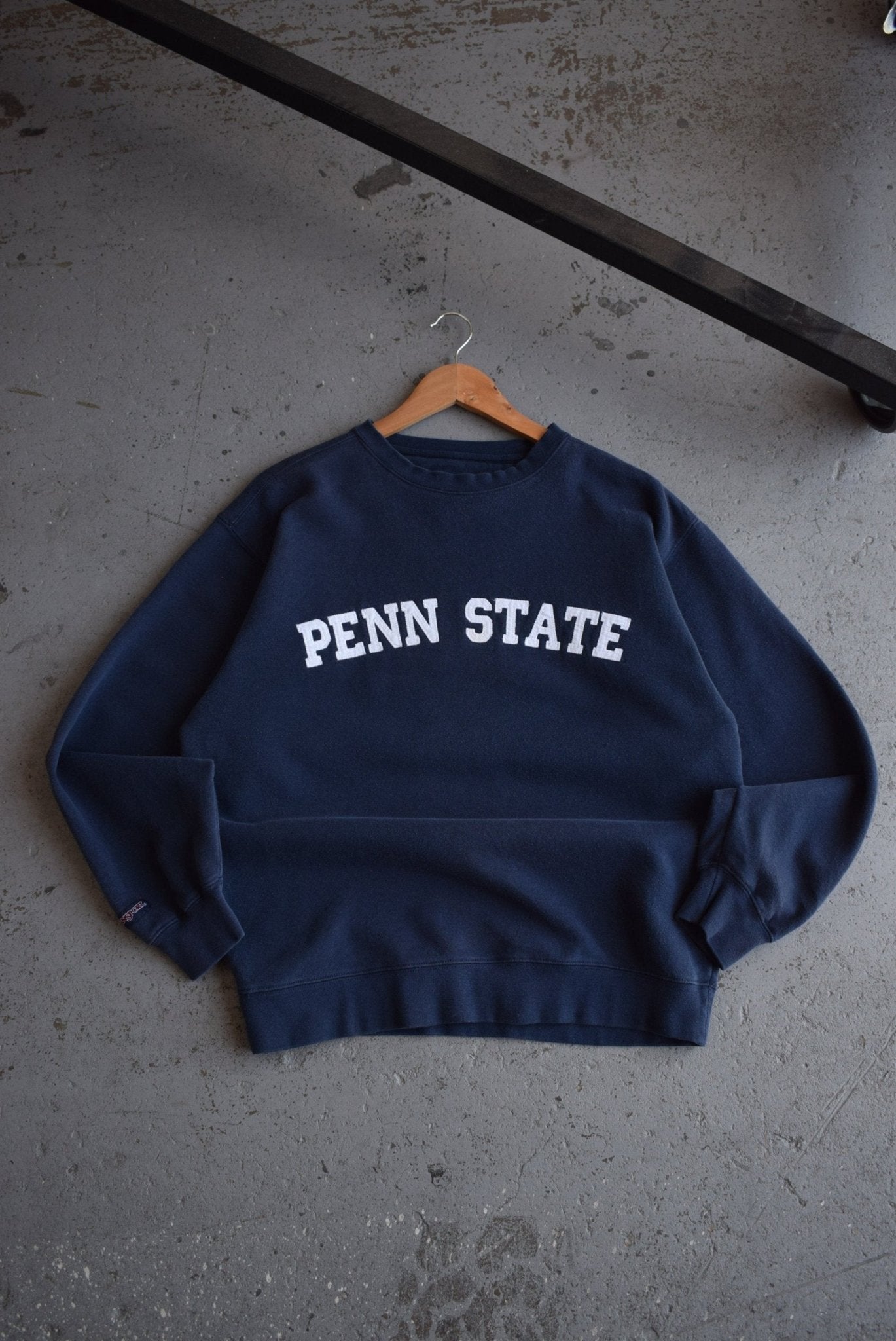 Vintage Penn State University Embroidered Crewneck (M) - Retrospective Store