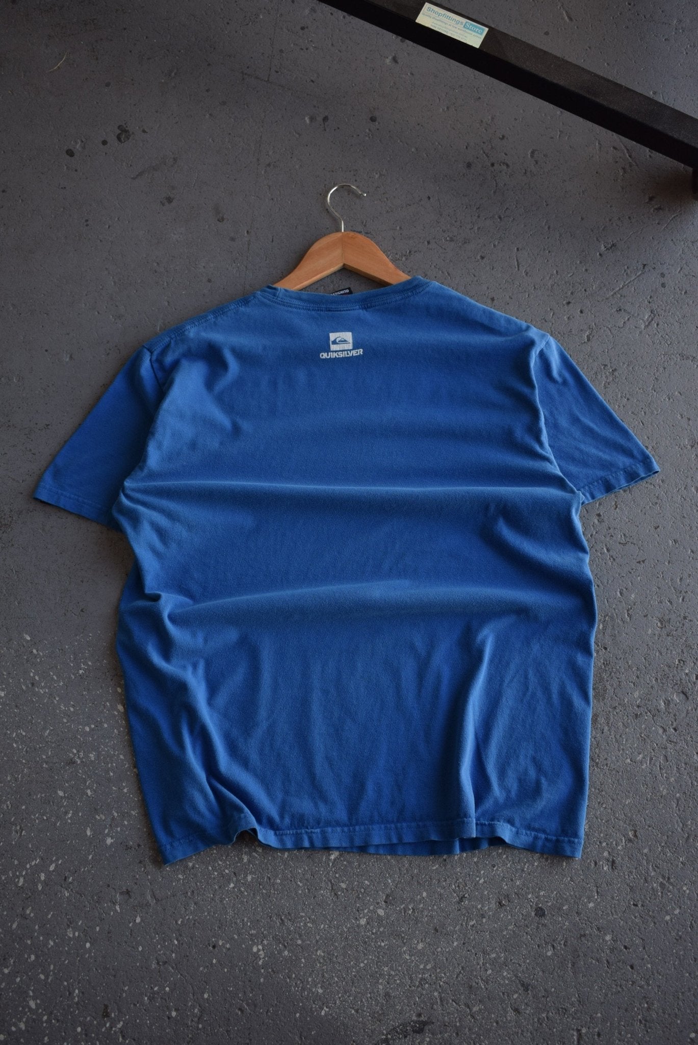 Vintage Quiksilver Classic Logo Tee (L) - Retrospective Store