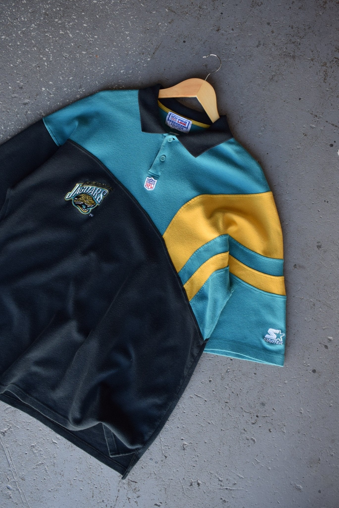 Vintage Starter x NFL Jacksonville Jaguars Polo (XL) - Retrospective Store