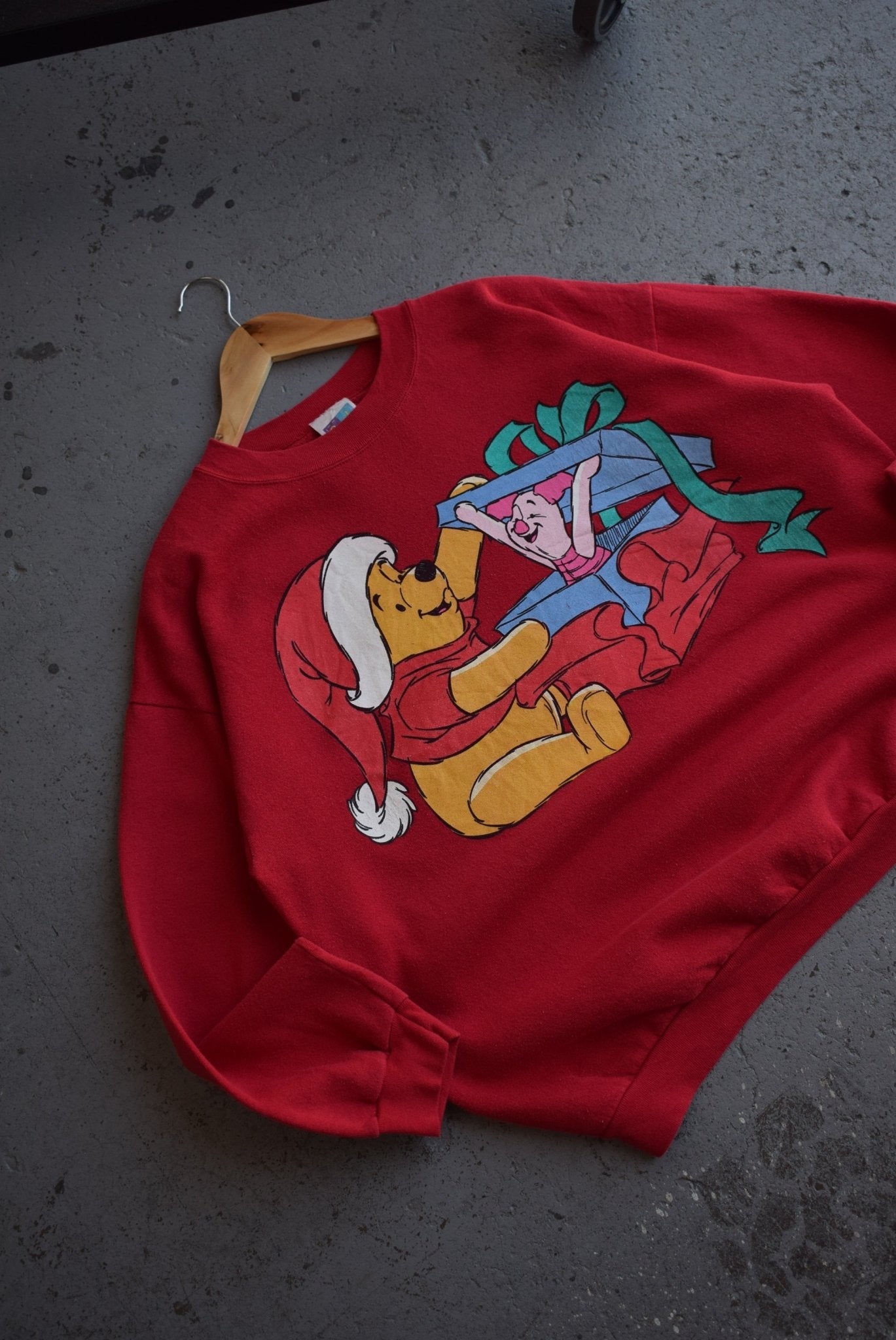 Vintage Winnie The Pooh x Piglet Christmas Crewneck (L) - Retrospective Store